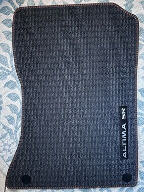 NEW Nissan Altima SR · Carpeted Floor Mats (4-piece set) Dark Gray w/Orange Trim